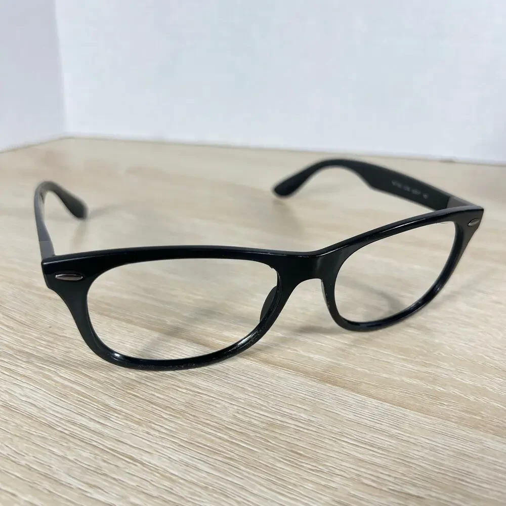 Ray-Ban RB7032 5206 LiteForce Sunglasses Black DAMAGED 55-17-150 Italy